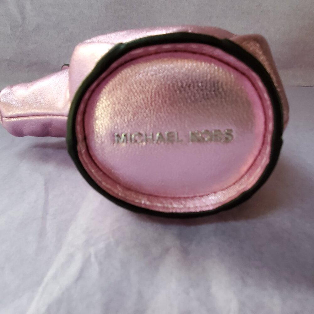 Michael Kors Giftables Pig Coin Pouch FOB Charm - Picture 11 of 11